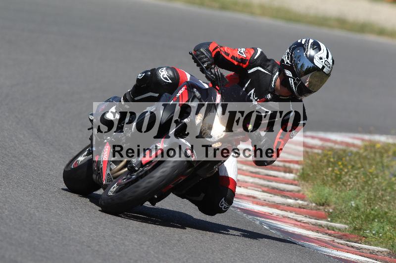 Archiv-2022/40 18.07.2022 Plüss Moto Sport ADR/Einsteiger/ohne